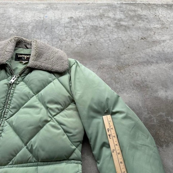 True vintage 1970's Tempco Mint Green Goose Down fur collar puffer quilt jacket - Picture 6 of 8